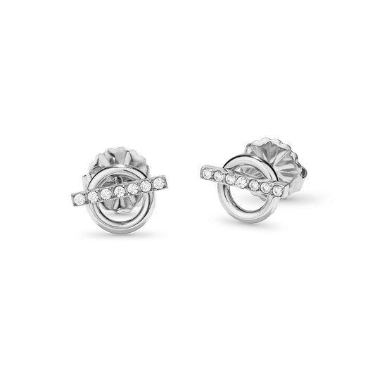 Zilverkleurige Radiant oorbellen met elegante afwerking en sprankelende details.