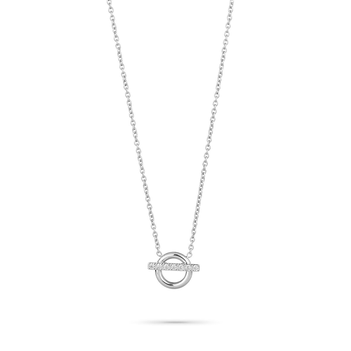 Detail van de zilverkleurige Radiant ketting met elegante cirkelvormige hanger.