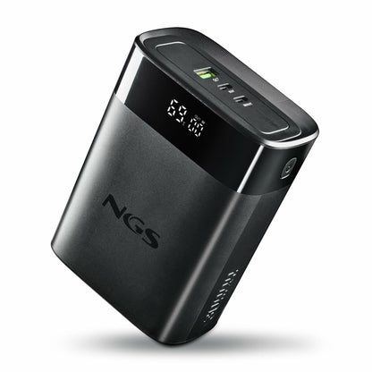 Detail van de NGS TWIX30 powerbank in zwart, met ingebouwd display en laadniveaus.