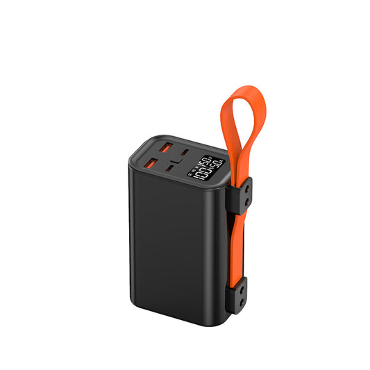 LEOTEC Power Bank 30000 mAh in zwart met oranje handvat en digitale display.