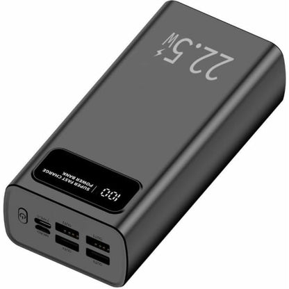 Zijaanzicht van de LEOTEC Powerbank in zwart met LCD-scherm en meerdere poorten.