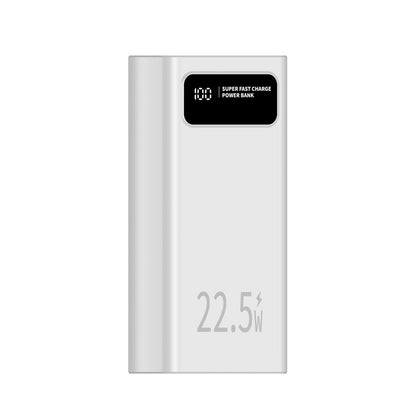 Detail van de LEOTEC Powerbank 30000 mAh in wit met ingebouwd display en snellaadfunctie.