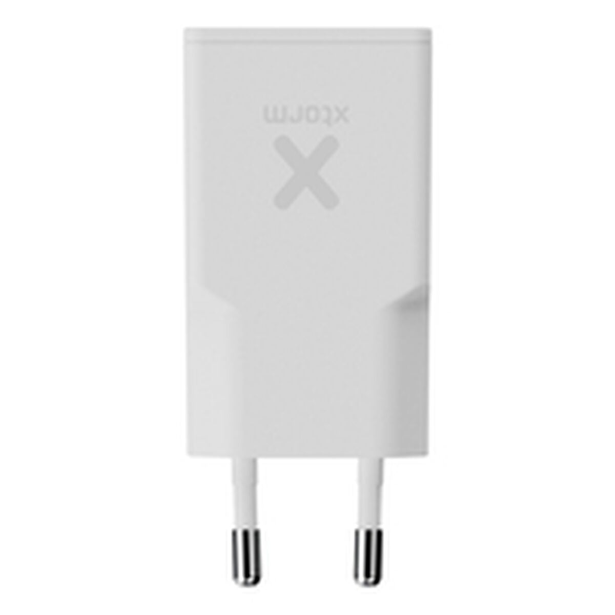 Detail van de Xtorm XG2SL025 powerbank in wit met een compact ontwerp en oplader.