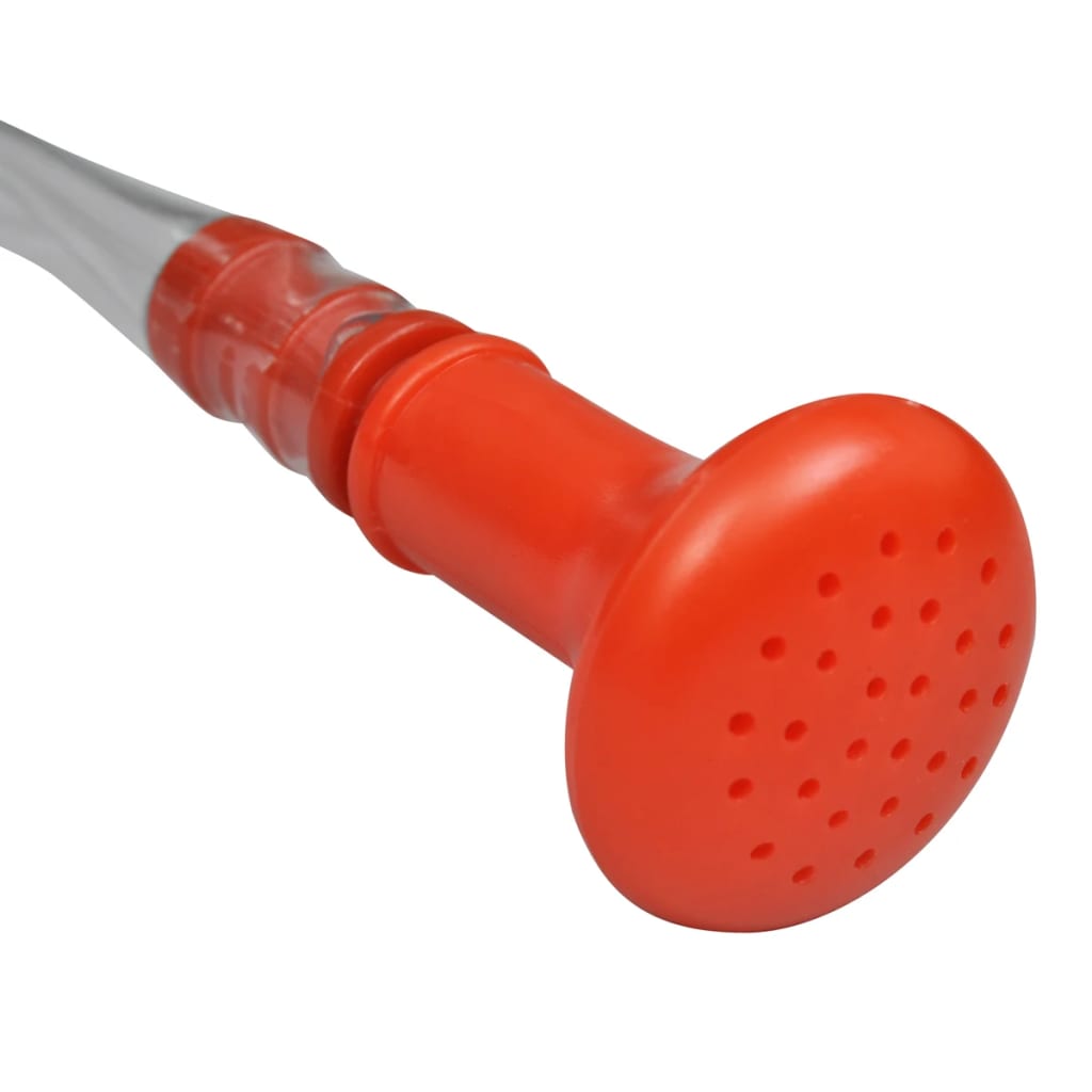 Detail van de oranje douchekop van de vidaXL Solar campingdouche, met perforaties voor waterdistributie.