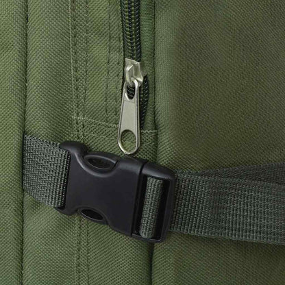 Detail van de sluiting en verstelbare band van de vidaXL legerstijl rugzak in groen.