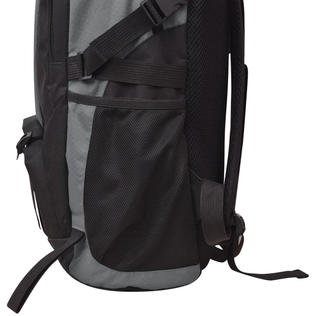 Detail van de zijzak en schouderband van de vidaXL 40 L hikingrugzak in zwart en grijs.