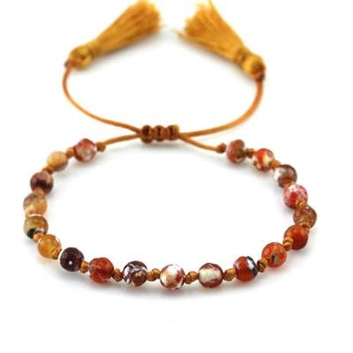 Elegante oranje CO88 Collection armband met kleurrijke kralen en franjes.