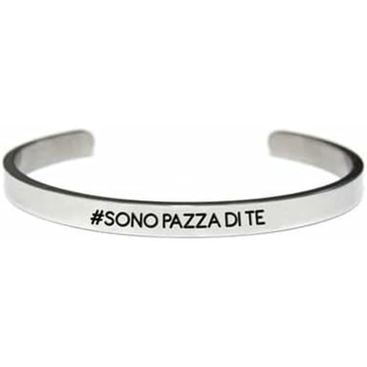 Zilverkleurige CO88 Collection armband met de tekst "#SONO PAZZA DI TE" in een elegant ontwerp.