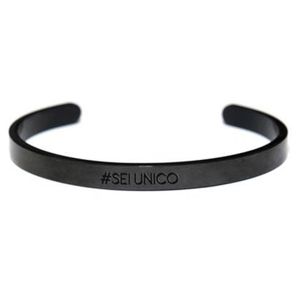 Zwarte CO88 Collection armband voor dames met elegant ontwerp en unieke gravure.