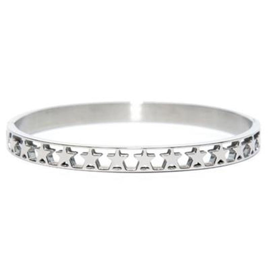 Zilverkleurige CO88 Collection armband voor dames met elegant ontwerp en stervormige uitsparingen.
