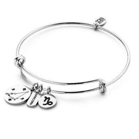 Zilverkleurige CO88 Collection armband met elegante hangers en een gepolijste afwerking.