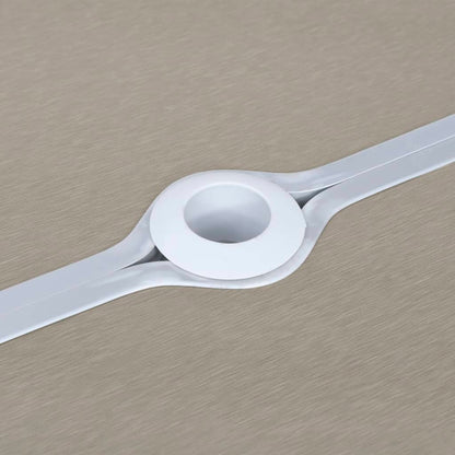 Detail van het parasolgat in de vidaXL campingtafel, voor extra comfort.