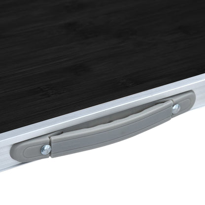 Detail van het grijze handvat van de vidaXL campingtafel, voor eenvoudig transport.