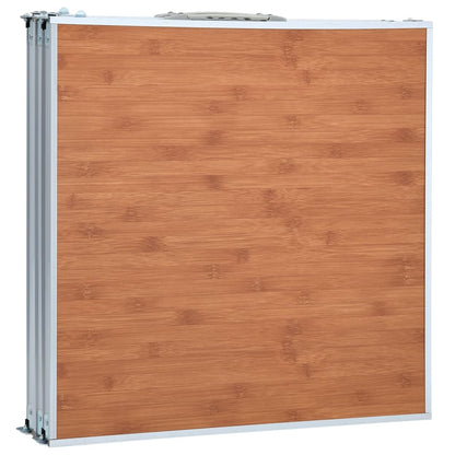 Ingeklapte vidaXL campingtafel met houtlook bovenkant, zijaanzicht.