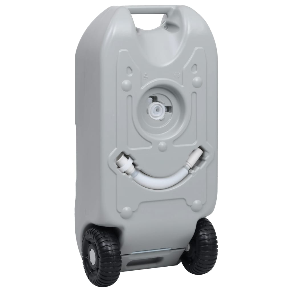 Detail van de grijze vidaXL watertank van 40 liter met wielen en wateruitlaat.