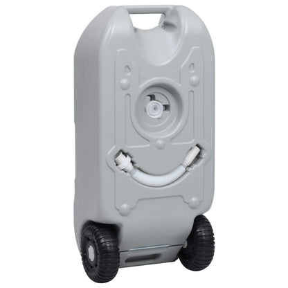 Detail van de grijze vidaXL watertank van 40 liter met wielen en wateruitlaat.