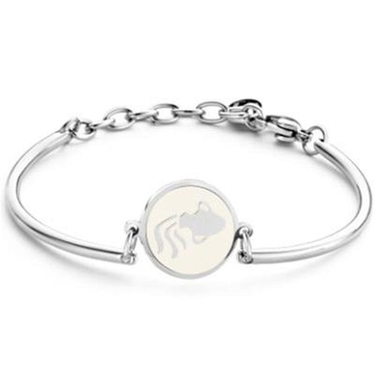 Zilverkleurige CO88 Collection armband met elegante schijf en een stijlvol ontwerp.
