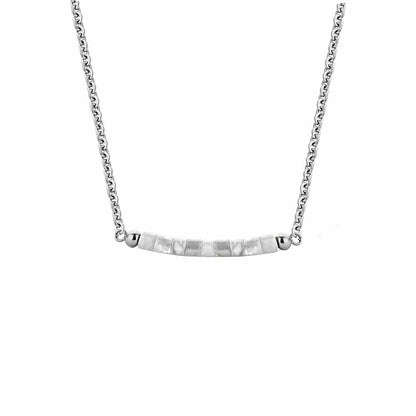 Zilverkleurige CO88 Collection ketting met elegante, rechte schakel en een decoratieve parel.