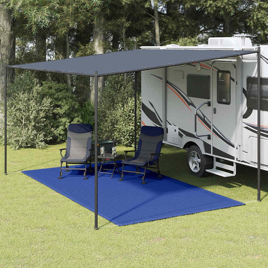 Blauw vidaXL tenttapijt van 250x350 cm onder een caravanluifel met stoelen.