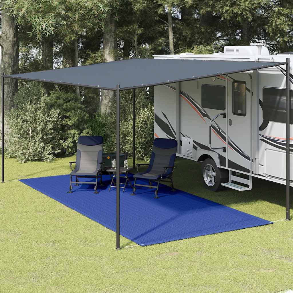 Blauw vidaXL tenttapijt van 250x500 cm onder een caravanluifel met stoelen.