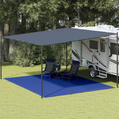 Blauw vidaXL tenttapijt van 400x500 cm onder een caravanluifel met stoelen.