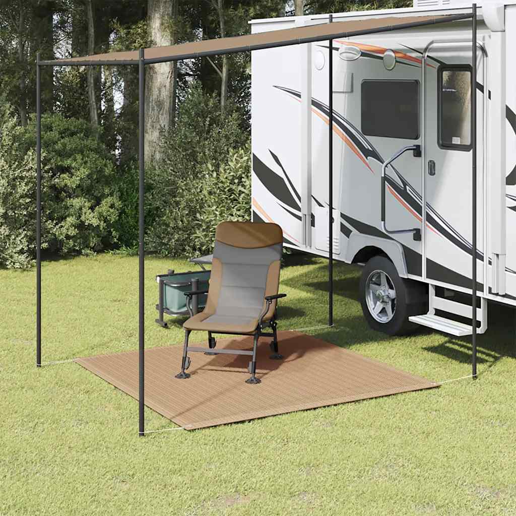 vidaXL tenttapijt 200x200 cm taupe, geplaatst onder een caravanluifel met een stoel erop.