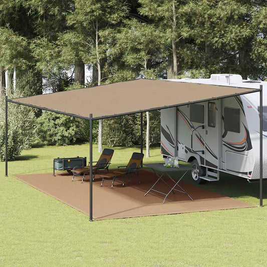 Tenttapijt vidaXL 400x600 cm taupe onder een caravanluifel met twee ligstoelen.