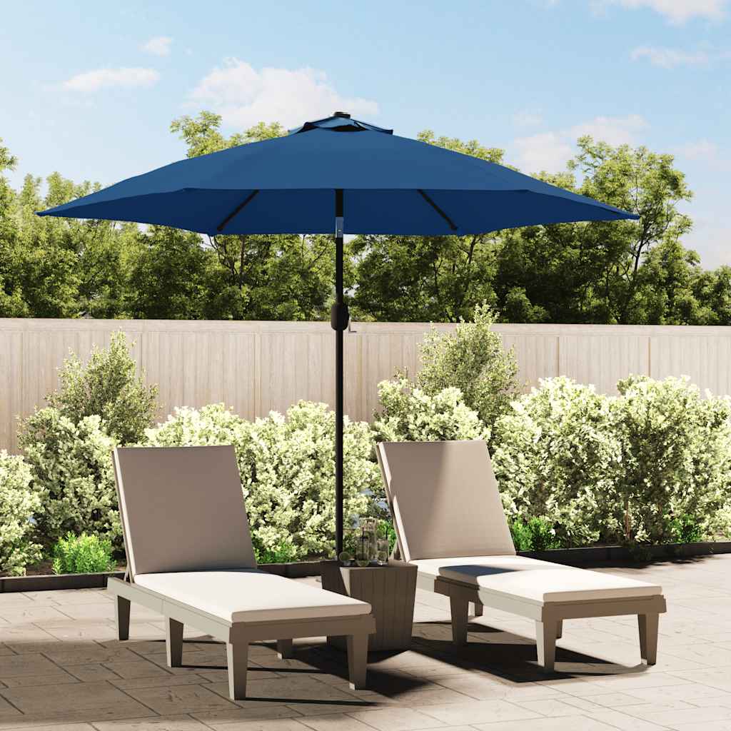 Azuurblauw vervangingsdoek voor parasol van vidaXL, geplaatst boven ligstoelen in de tuin.