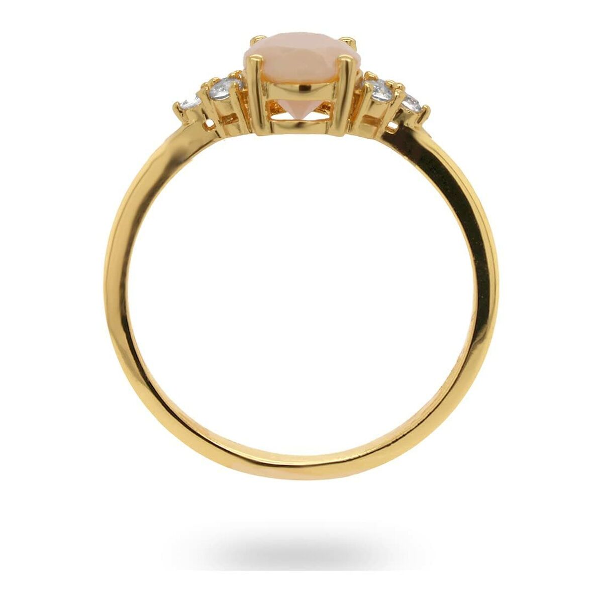 Detail van de 24KAE gouden ring met een ronde steen en sprankelende zirkonia.