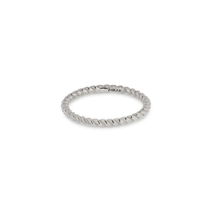 Zilverkleurige 24KAE ring met elegant gedraaid ontwerp, perfect voor dagelijks gebruik.