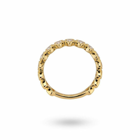 Gouden 24KAE ring met elegant design en sprankelende details, zijaanzicht.