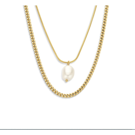 Gouden CO88 Collection ketting met elegante parel, perfect voor elke gelegenheid.