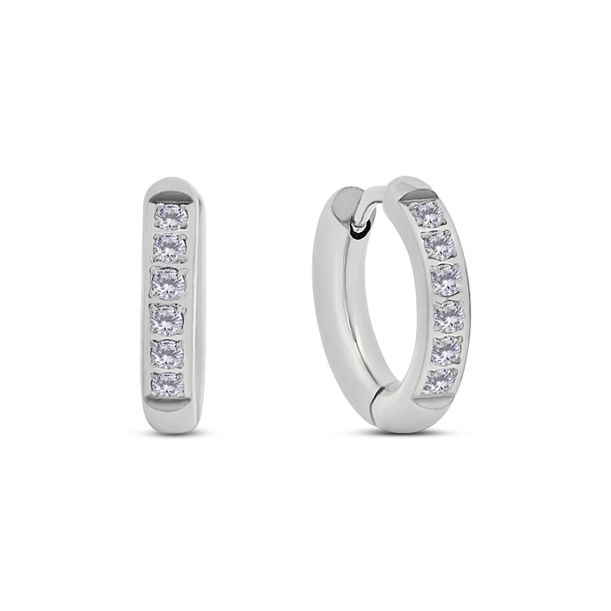 Zilverkleurige CO88 Collection oorbellen met strass details in een stijlvolle ronde vorm.