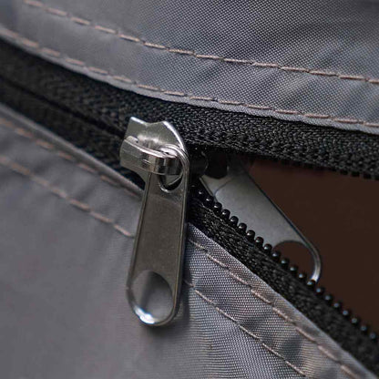 Detail van de stevige rits van de vidaXL waterdichte opbergtent in blauw.
