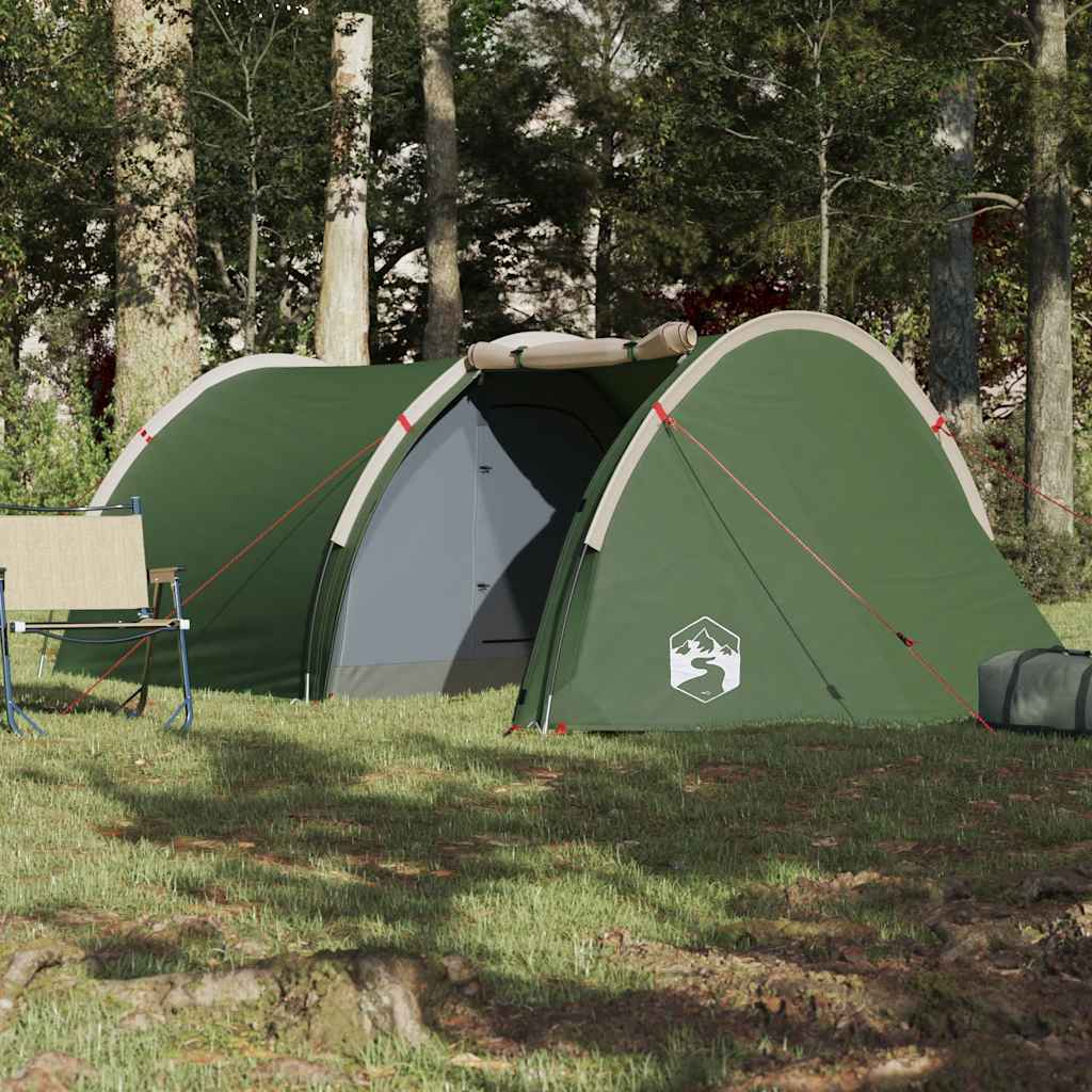 Detail van de groene vidaXL tunneltent met open ingang en tentstokken in een bosrijke omgeving.