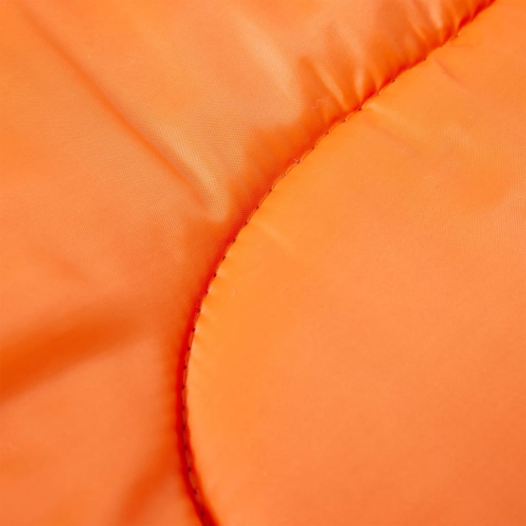 Close-up van de oranje stof en naden van de vidaXL slaapzak voor volwassenen.
