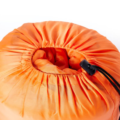 Detail van de oranje opbergzak van de vidaXL slaapzak met trekkoordsluiting.