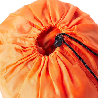 Detail van de oranje opbergtas met trekkoord van de vidaXL mummie slaapzak.
