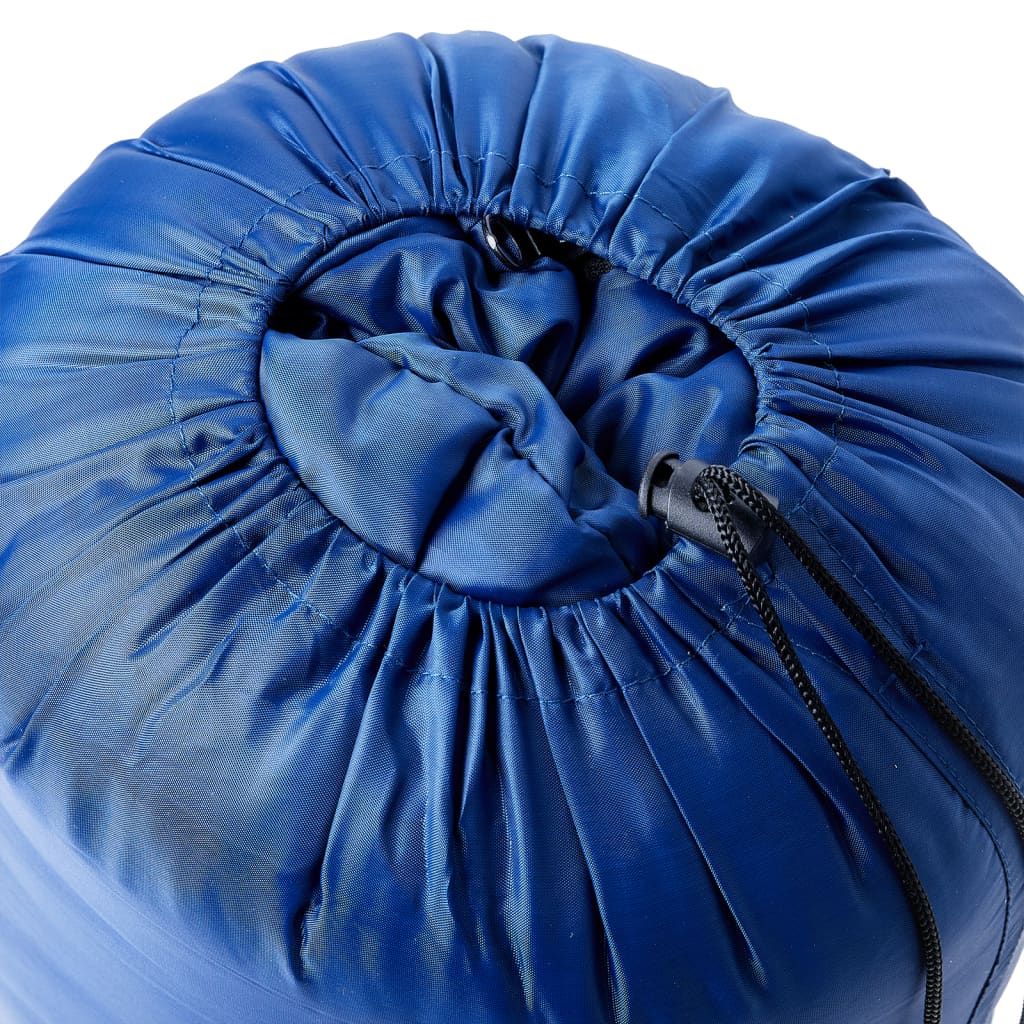 Detail van de blauwe mummie slaapzak met trekkoord en ingepakte vorm.