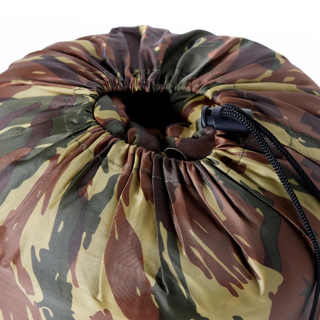 Detail van de camouflage draagtas van de vidaXL mummie slaapzak, met trekkoordsluiting.