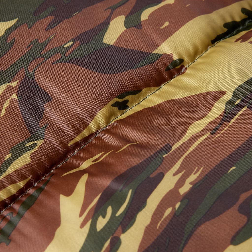 Detail van de mummie slaapzak vidaXL met camouflagepatroon en stevige stiksels.