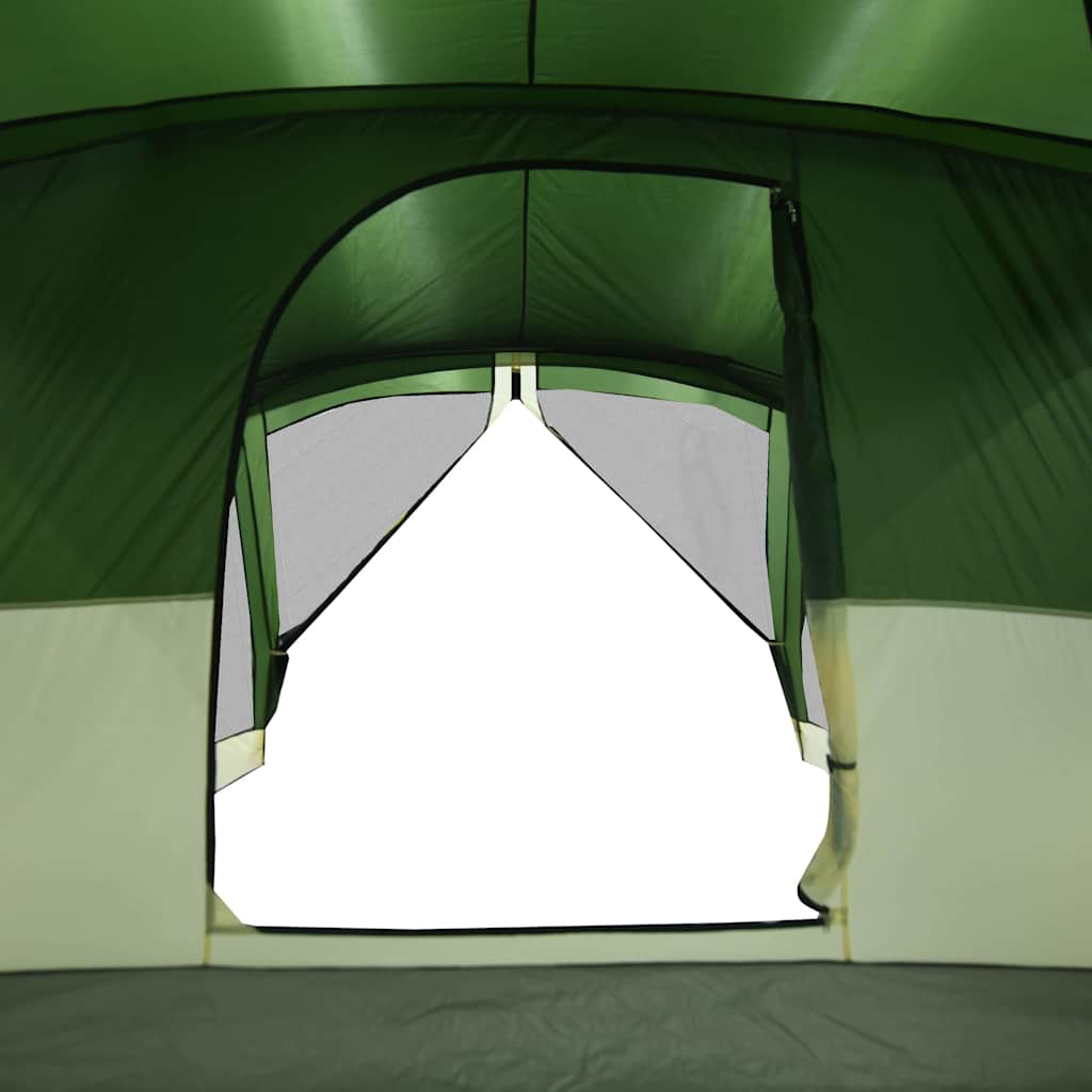 Detail van de groene vidaXL tent met luifel, zijaanzicht van de ingang en ventilatiedoek.