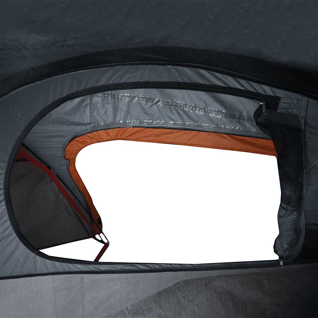 Detail van de ventilatierooster met oranje rand van de vidaXL koepeltent.
