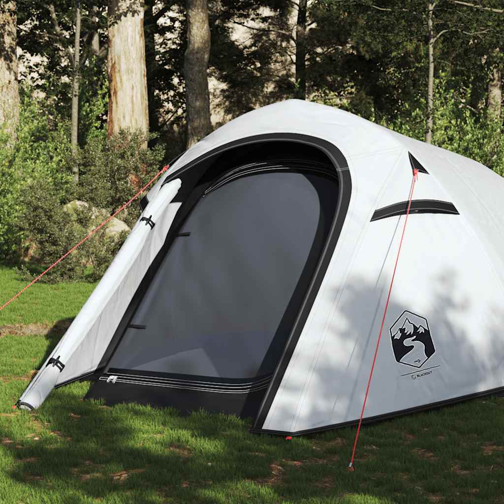 Witte vidaXL tunneltent voor 3 personen met verduisterende en waterdichte eigenschappen in de natuur.