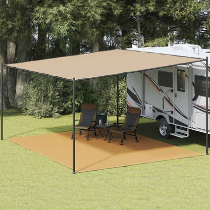vidaXL tenttapijt 400x500 cm in zandkleur, geplaatst onder een caravanluifel met stoelen en tafel.