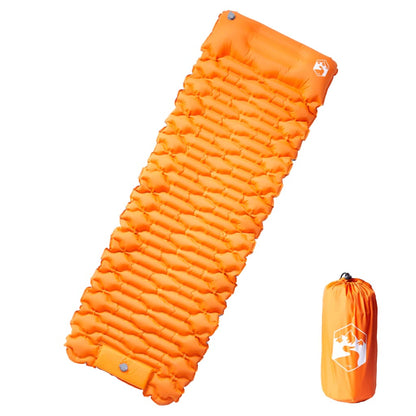 Oranje vidaXL zelfopblazend kampeermatras met kussen, liggend op een witte achtergrond.