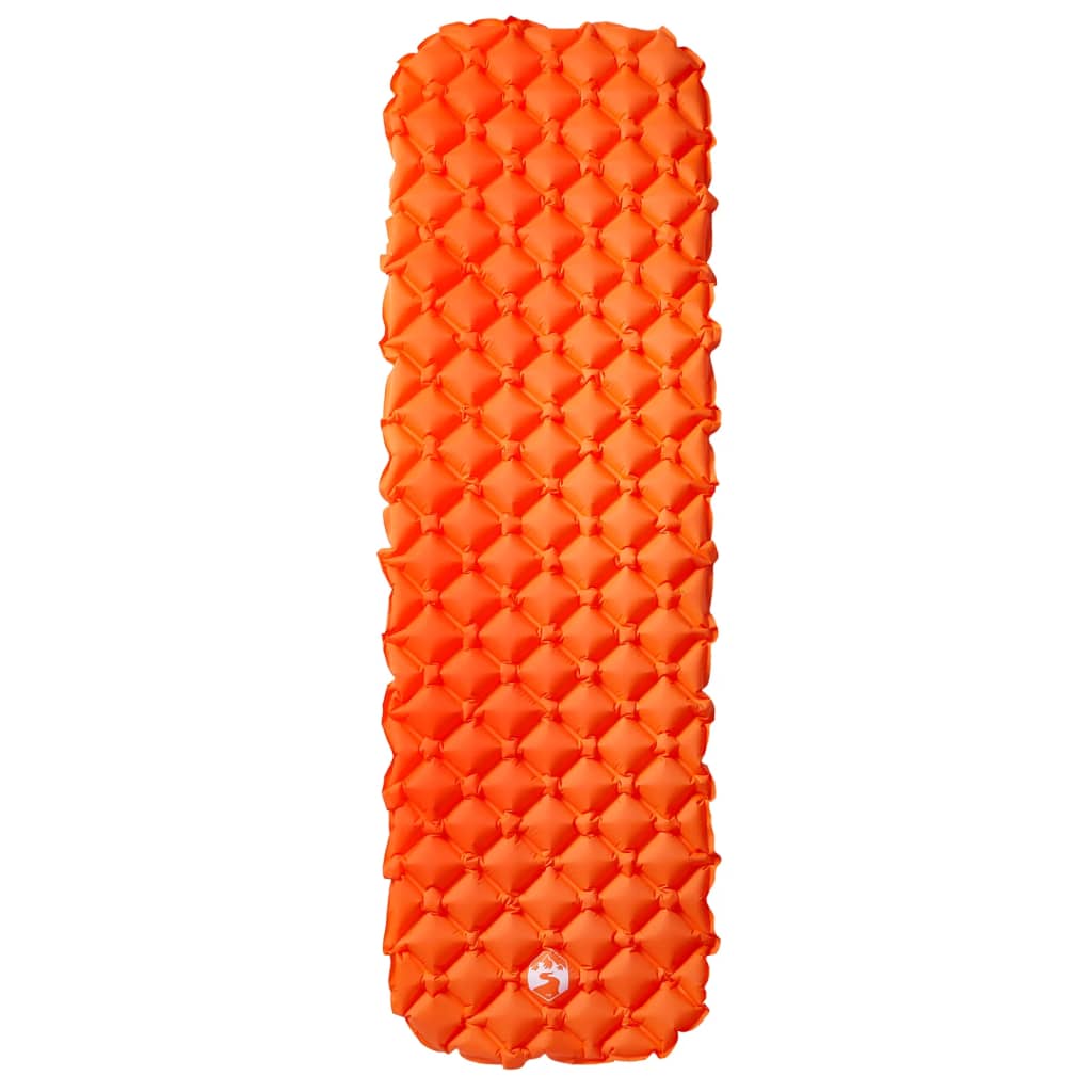 Oranje vidaXL opblaasbaar kampeermatras met een gewatteerd oppervlak en ergonomisch ontwerp.