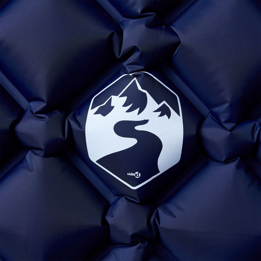 Detail van het vidaXL kampeermatras met het logo en het patroon in marineblauw.