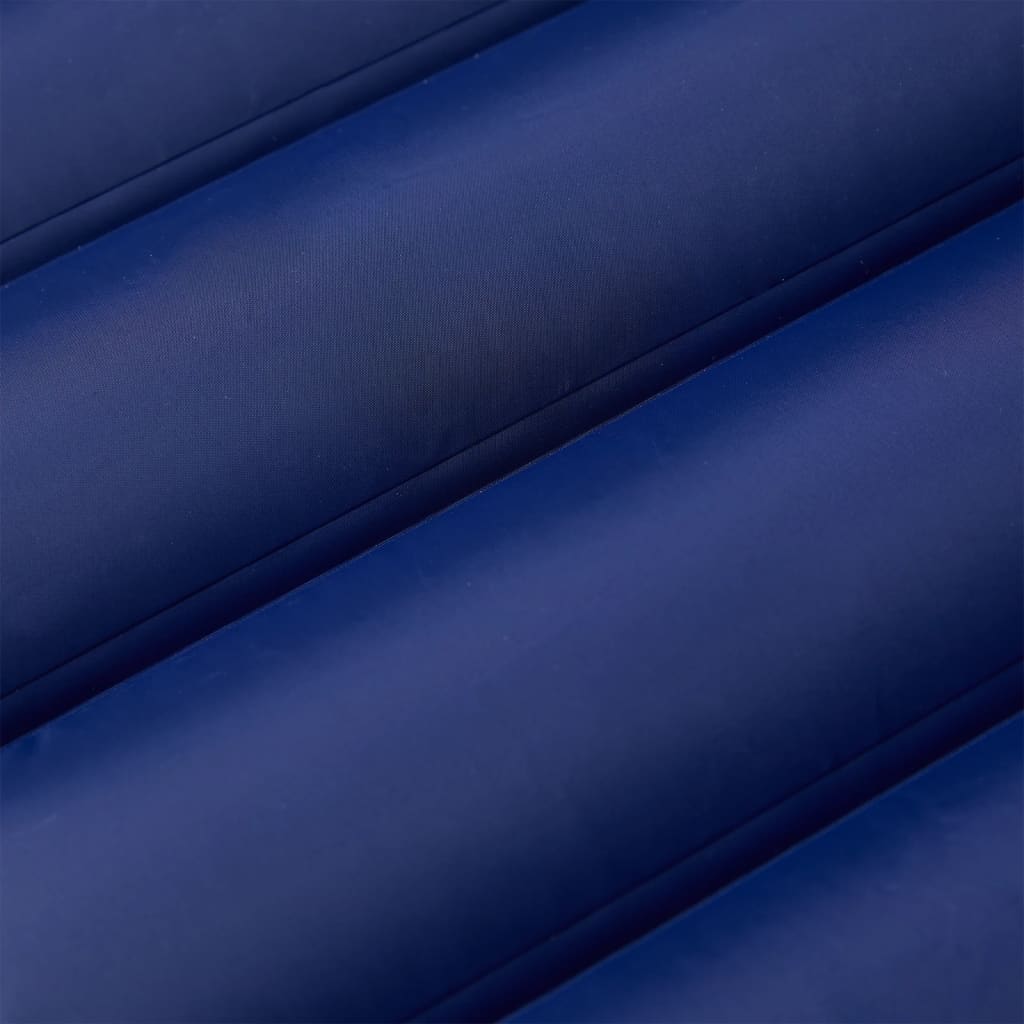 Detail van het marineblauwe vidaXL zelfopblazende kampeermatras, met een gladde textuur.