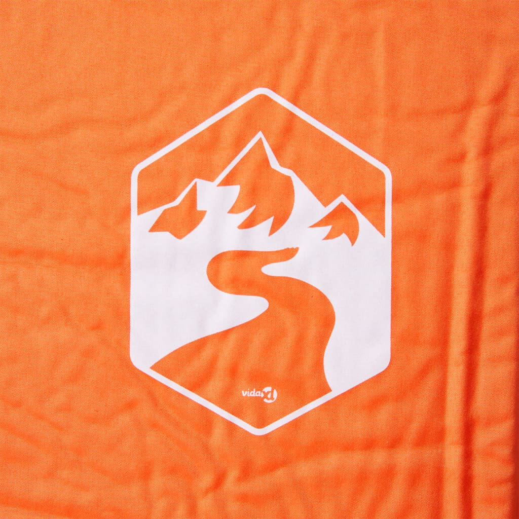 Detail van het oranje vidaXL kampeermatras met een berg- en padontwerp.